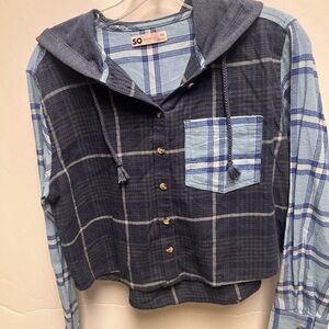 SO “GOOD FOR LIFE”.BLUE & GRAY PLAID HOODED CROPPED LT WT FLANNEL SHIRT SIZE  XS